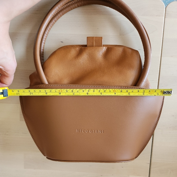 Nico Giani | Thea Small Bucket Bag - Picture 11 of 16